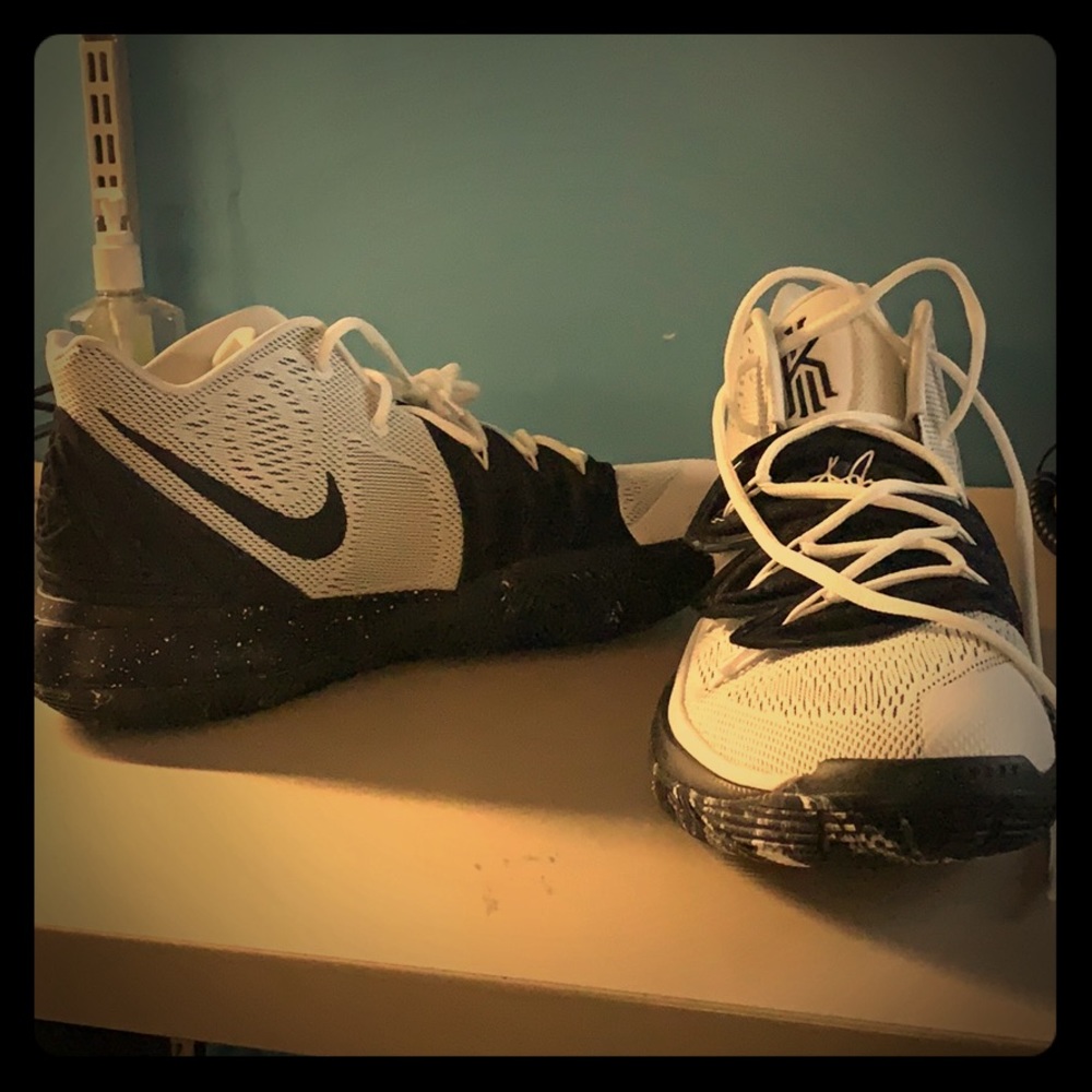 Kyrie 5